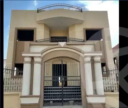 https://aqarmap.com.eg/en/listing/4305868-for-sale-cairo-6th-of-october-compounds-palm-valley