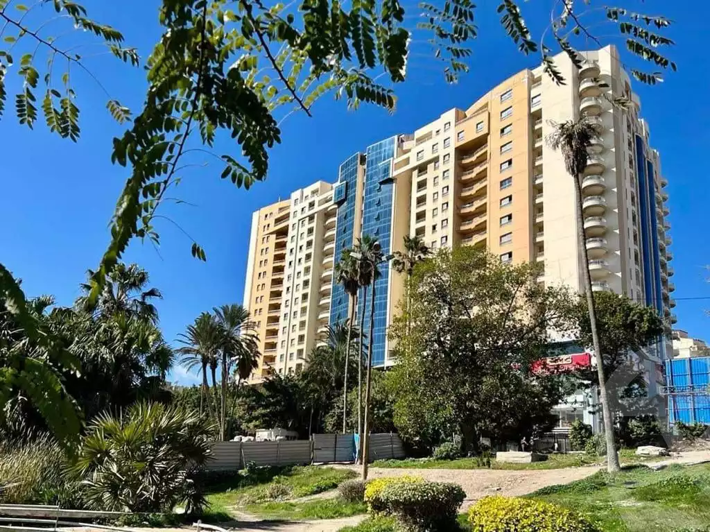 https://aqarmap.com.eg/en/listing/4315078-for-sale-sutar-st