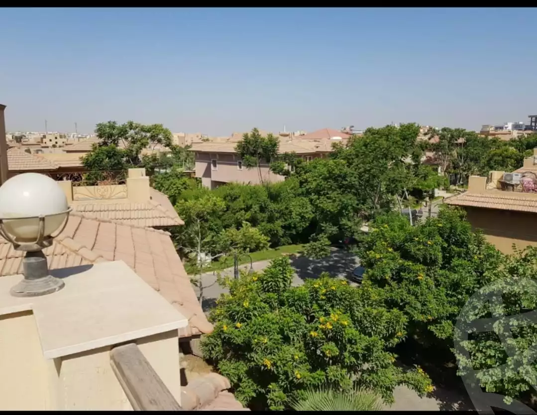 https://aqarmap.com.eg/en/listing/4317060-for-sale-cairo-new-cairo-compounds-moon-valley-2