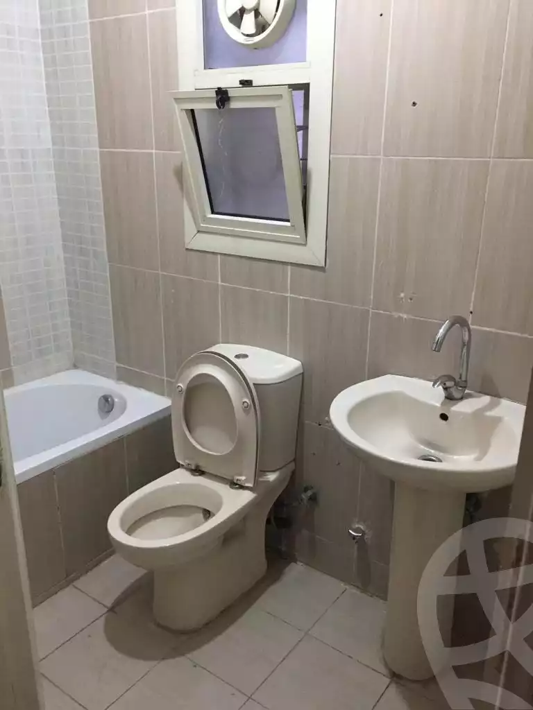 https://aqarmap.com.eg/ar/listing/4318077-for-rent-cairo-heliopolis-almazah-abd-el-moneim-hafez-st