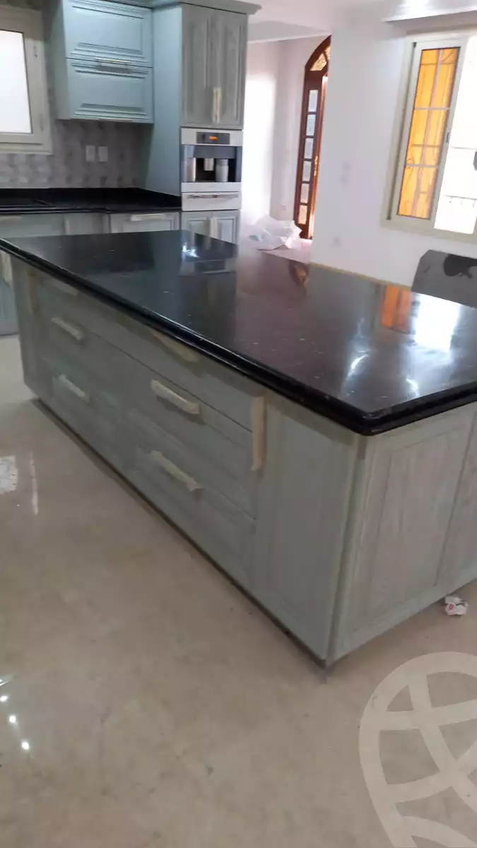 https://aqarmap.com.eg/ar/listing/4318351-for-rent-cairo-new-cairo-compounds-remas