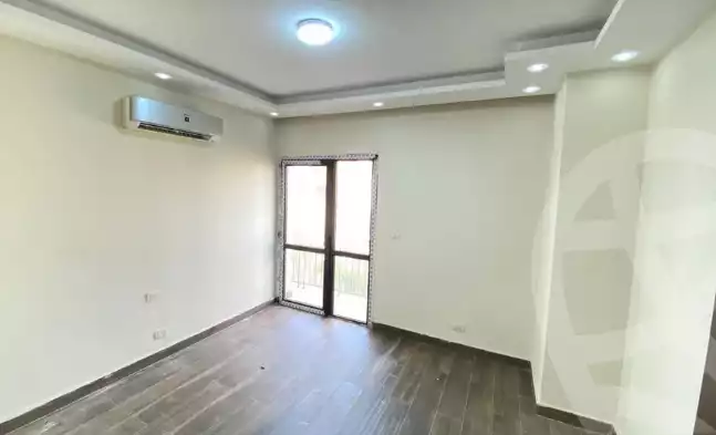 https://aqarmap.com.eg/ar/listing/4319213-for-rent-cairo-el-sheikh-zayed-city-compounds-in-sheikh-zayed-the-courtyard