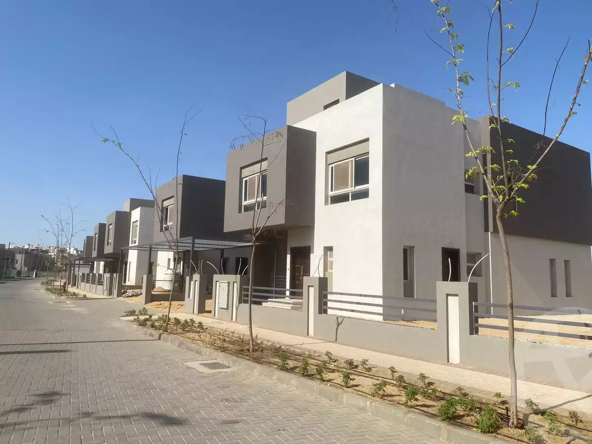 https://aqarmap.com.eg/en/listing/4323307-for-sale-cairo-el-sheikh-zayed-city-compounds-in-sheikh-zayed-etapa