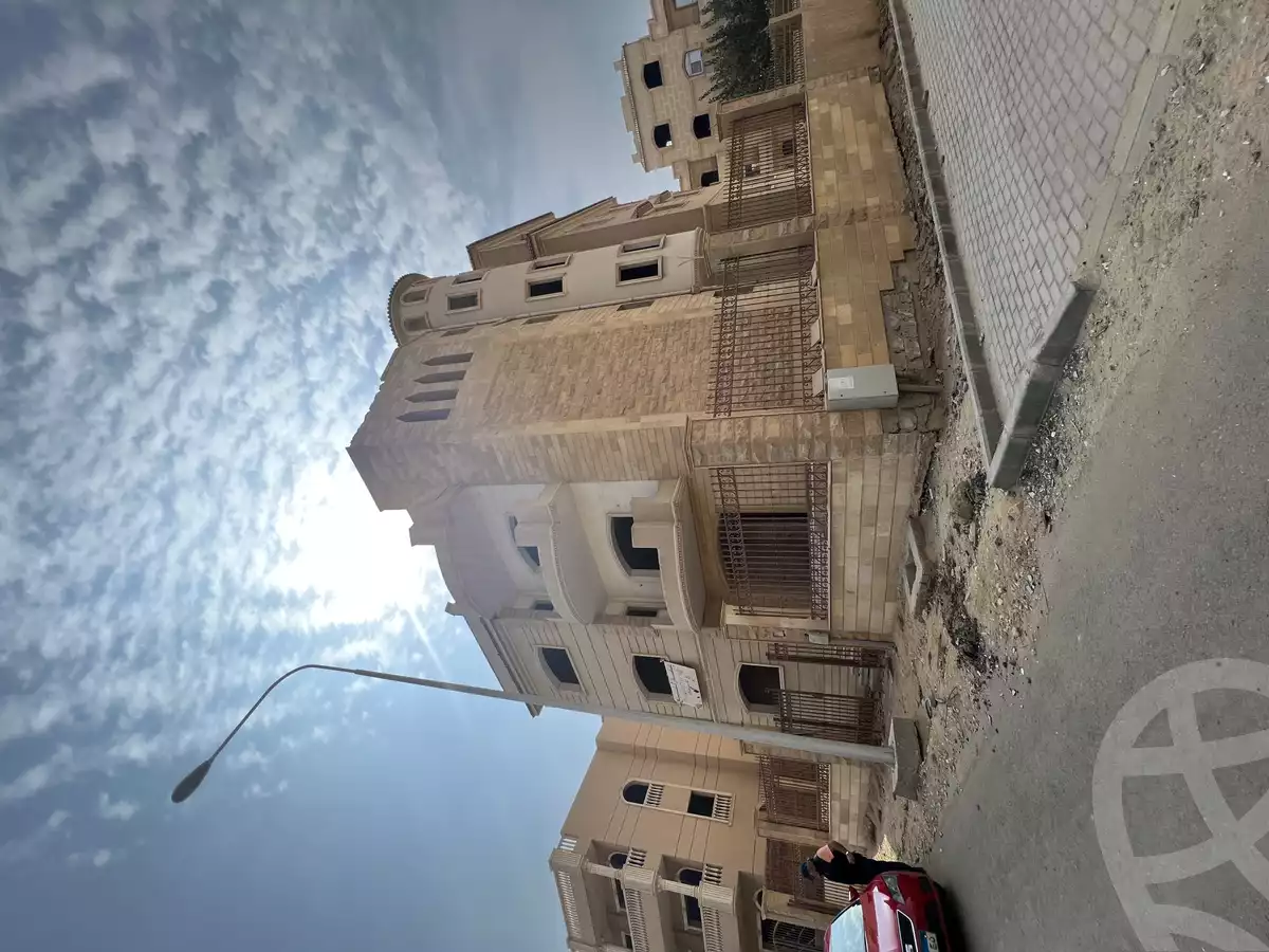 https://aqarmap.com.eg/en/listing/4326464-for-sale-cairo-6th-of-october-garb-someed-neighborhood-9th