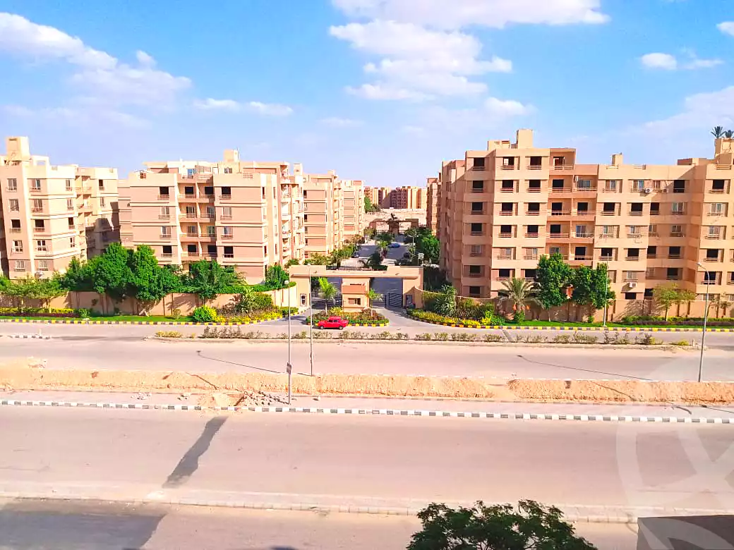 https://aqarmap.com.eg/en/listing/4329500-for-rent-cairo-6th-of-october-compound-beta-gardens