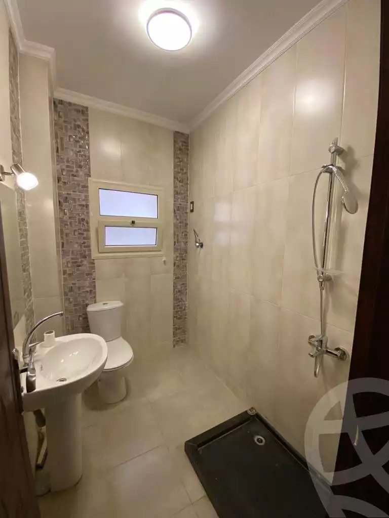 https://aqarmap.com.eg/ar/listing/4316714-for-sale-cairo-new-cairo-compounds-dh-ykwn-ryzdns-styl-hwm