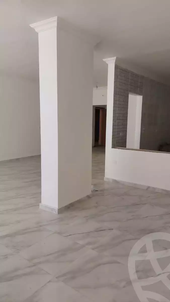 https://aqarmap.com.eg/en/listing/4330855-for-sale-cairo-new-cairo-compounds-dh-ykwn-ryzdns-styl-hwm
