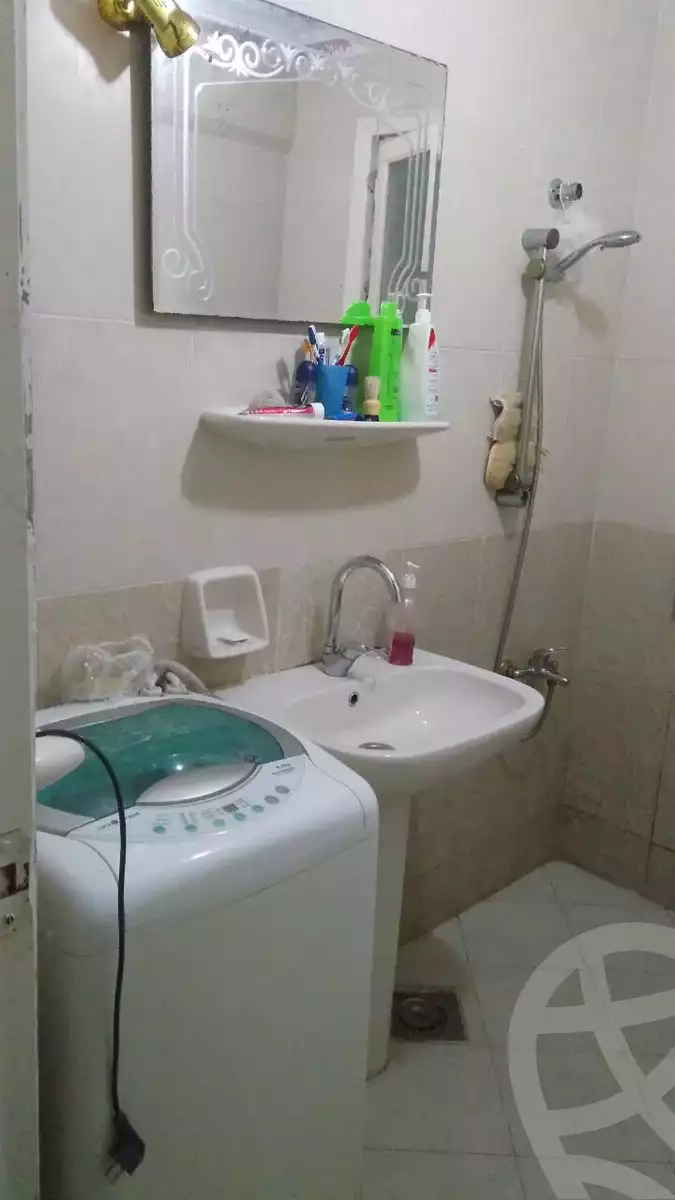 https://aqarmap.com.eg/ar/listing/4332201-for-rent-alexandria-sidi-beshr-qebli-khaled-ibn-el-walid-st