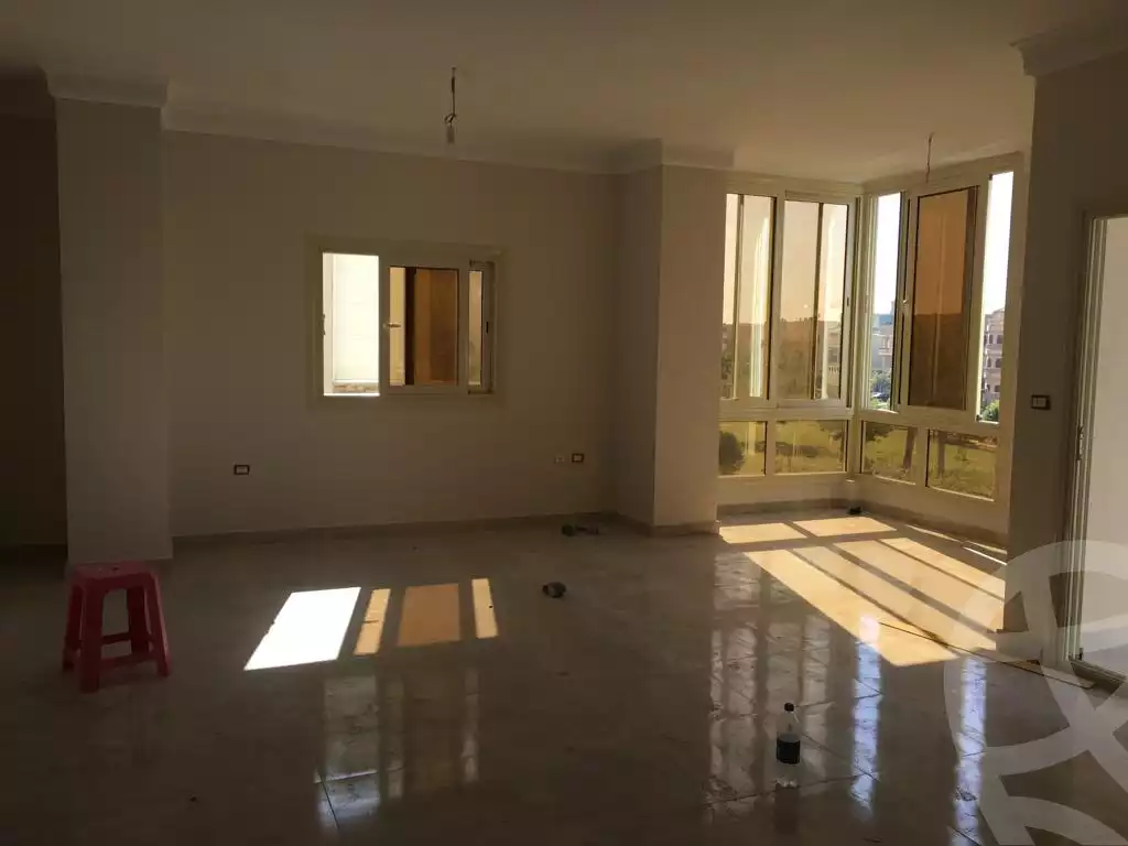 https://aqarmap.com.eg/ar/listing/4334373-for-rent-cairo-new-cairo-el-yassamin-el-yasmeen-6