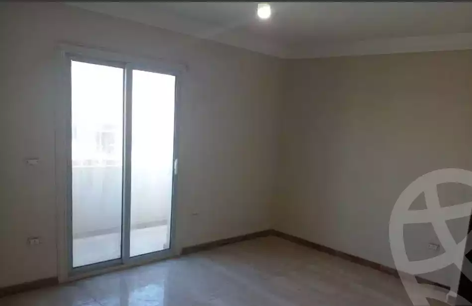 https://aqarmap.com.eg/ar/listing/4335021-for-sale-cairo-mokattam-shareaa-el-moqatem