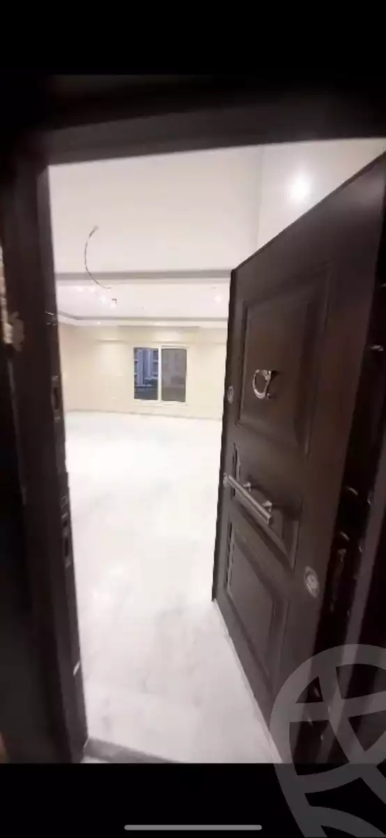 https://aqarmap.com.eg/ar/listing/4335488-for-sale-cairo-new-cairo-compounds-stwn-ryzydns-by-ar-y-llttwyr