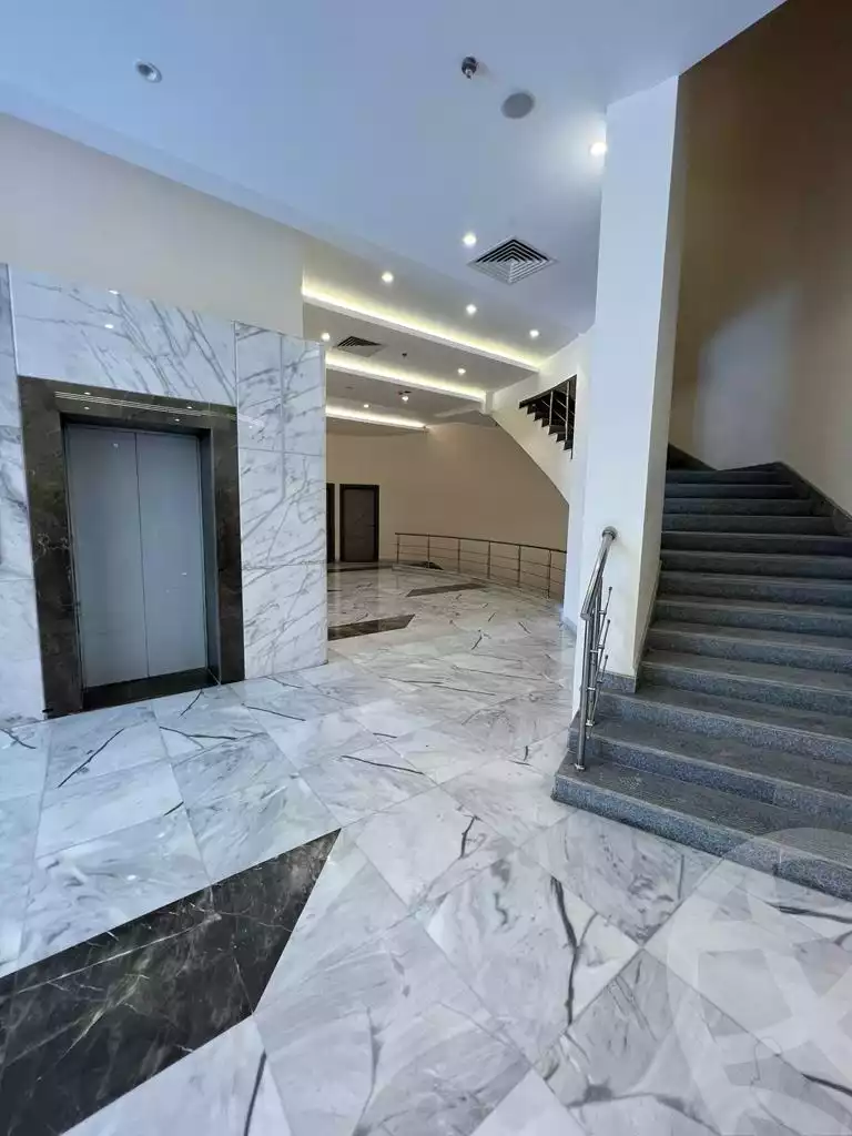 https://aqarmap.com.eg/en/listing/4337084-for-sale-cairo-new-cairo-compounds-wzwn-ltby-ktlyst-llttwyr