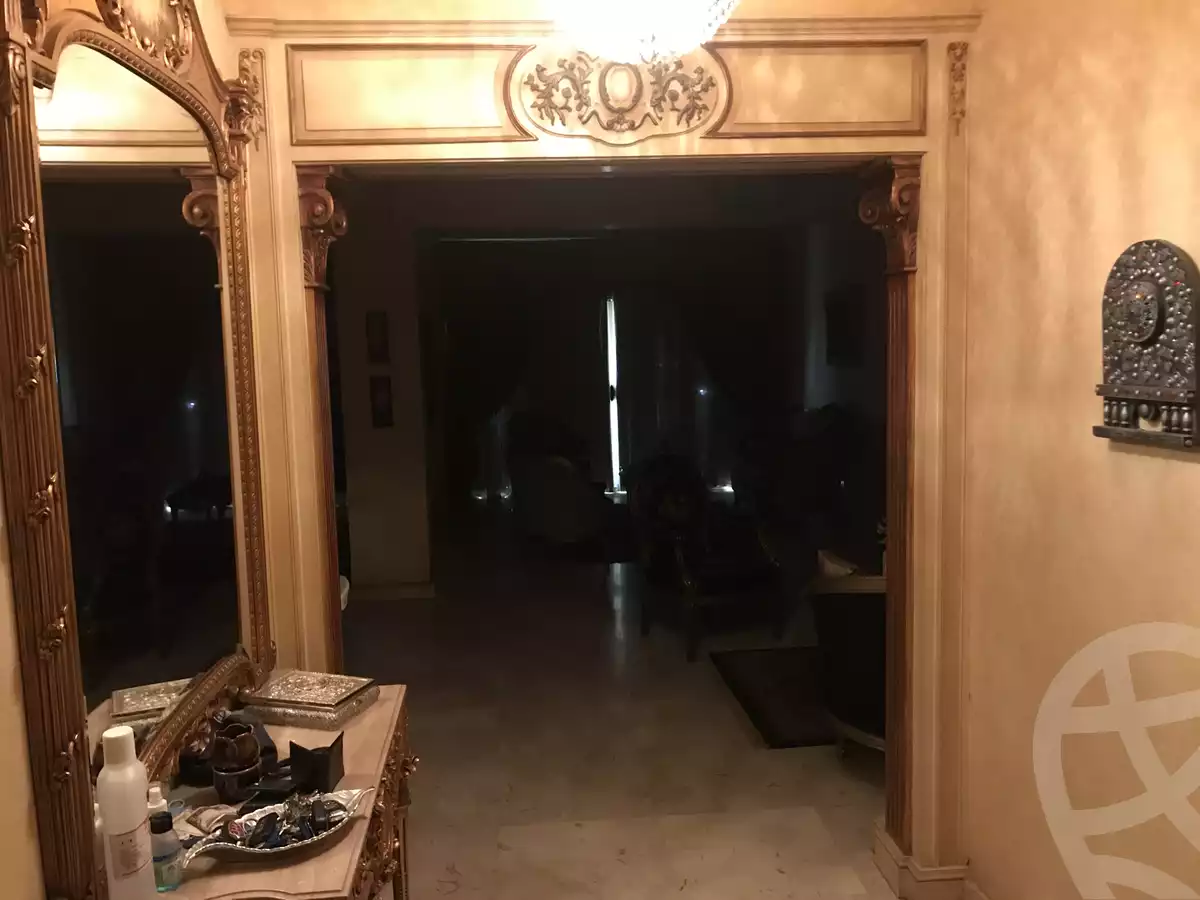 https://aqarmap.com.eg/en/listing/5848731-for-rent-cairo-heliopolis-ard-el-golf-el-thawra-st