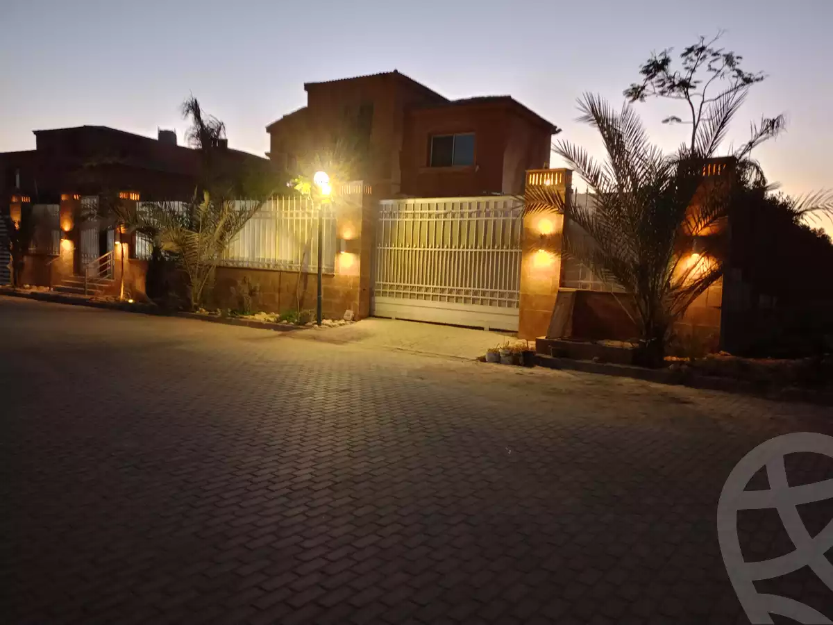 https://aqarmap.com.eg/en/listing/4272383-for-sale-cairo-el-sheikh-zayed-city-lshykh-zyd-ljdyd-wdy-lnkhyl