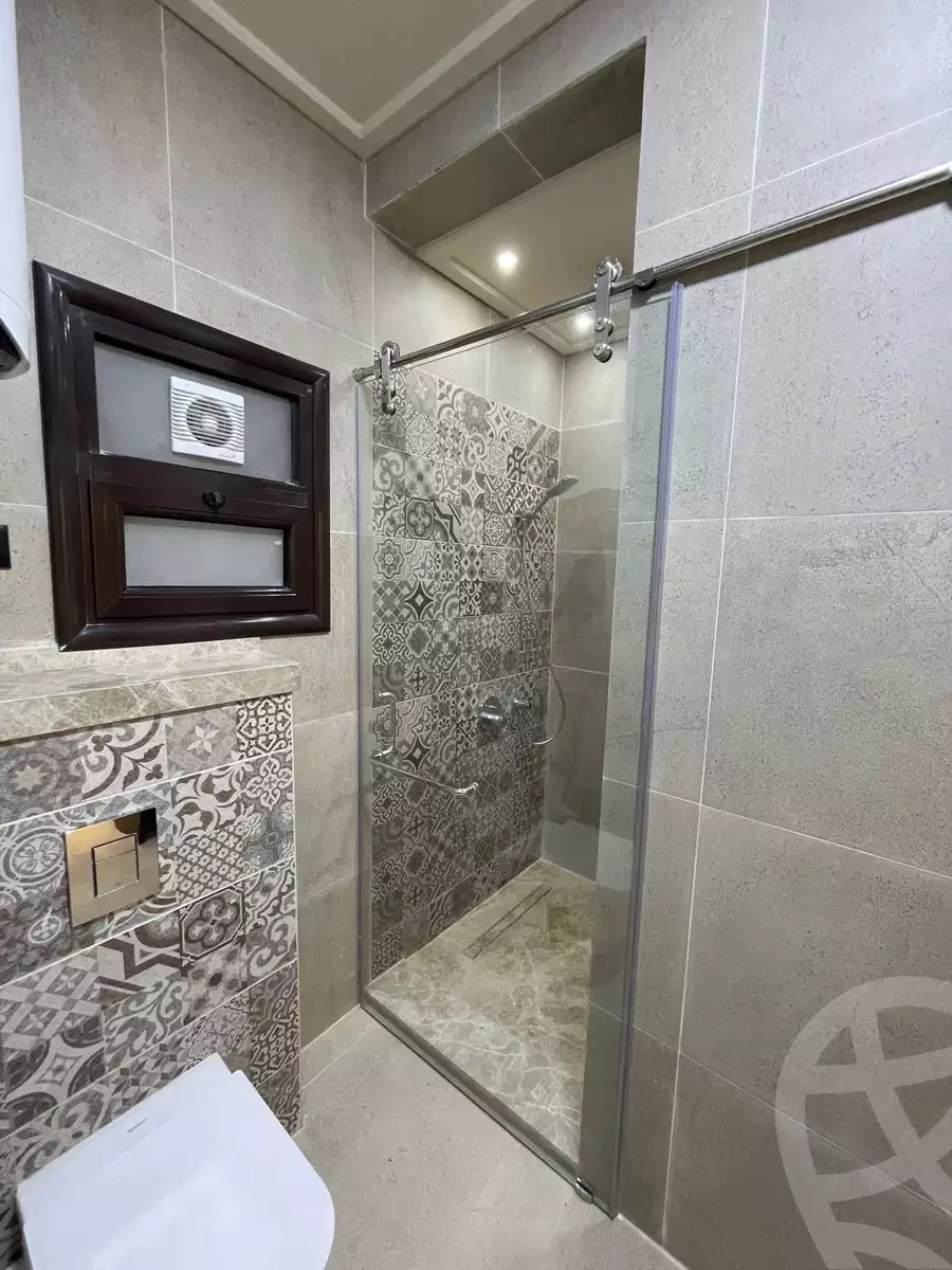 https://aqarmap.com.eg/en/listing/4342615-for-rent-cairo-6th-of-october-compound-green-5
