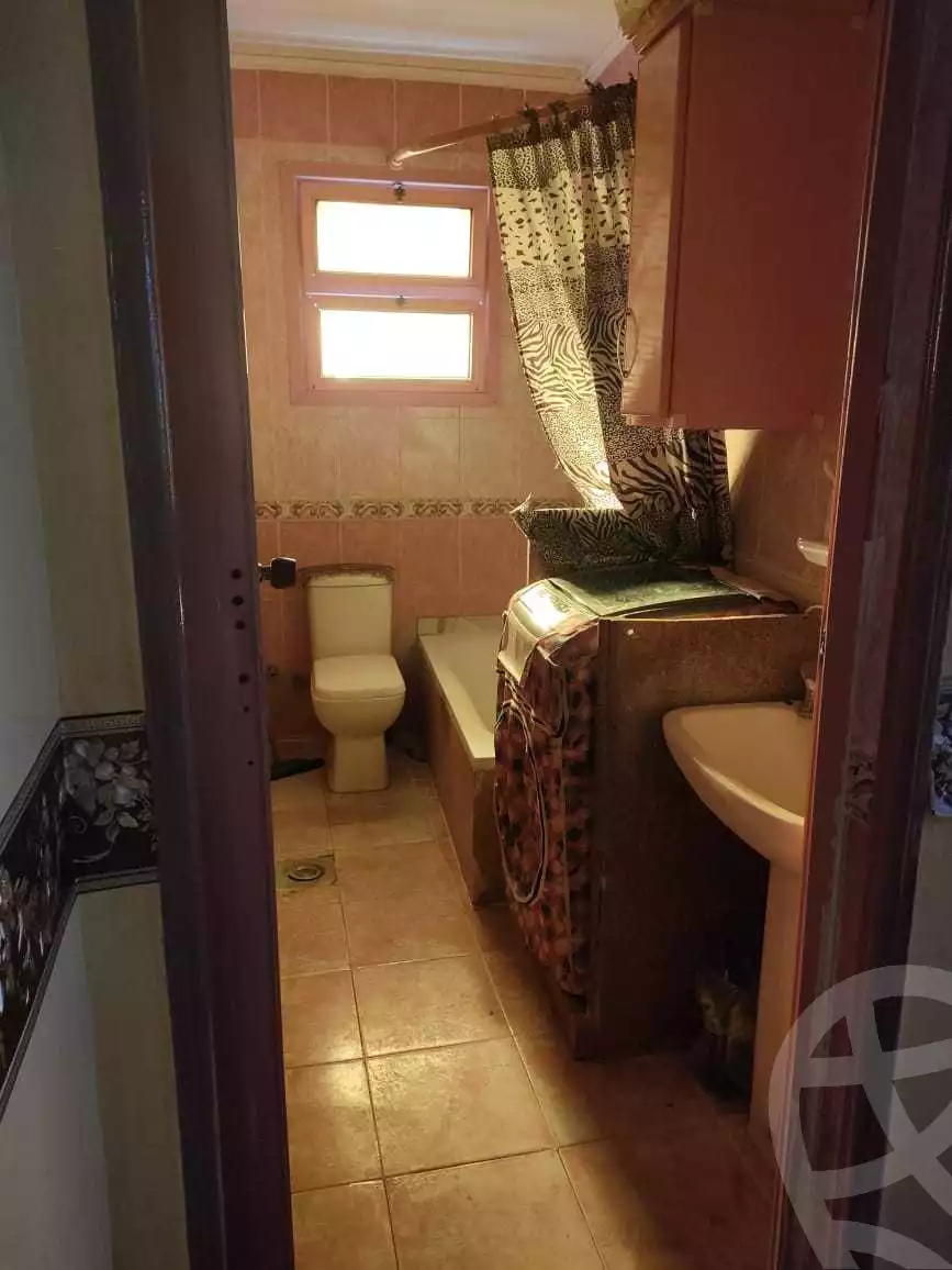 https://aqarmap.com.eg/ar/listing/4345997-for-sale-alexandria-moharram-bey-erfan-st