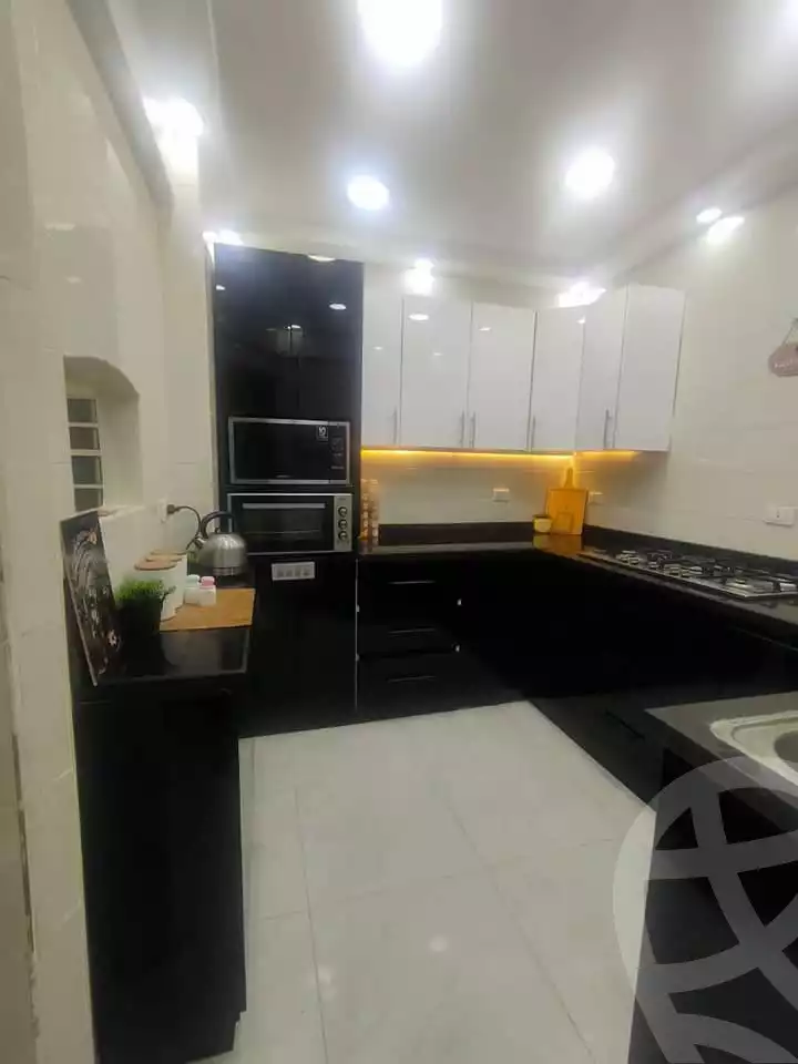https://aqarmap.com.eg/en/listing/4346374-for-sale-cairo-el-haram-shareaa-el-talateny