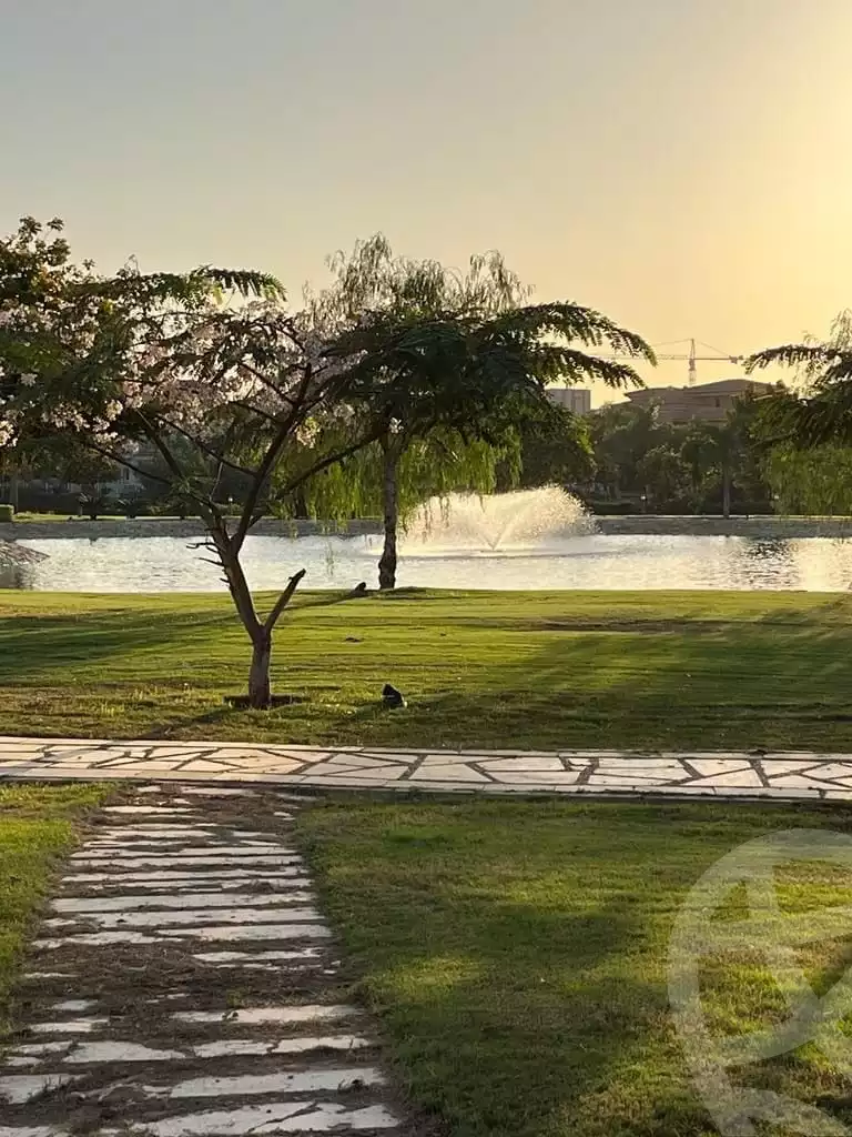 https://aqarmap.com.eg/ar/listing/4348708-for-sale-cairo-new-cairo-madinaty-lmntq-lwl-fylt-first-zone-villas
