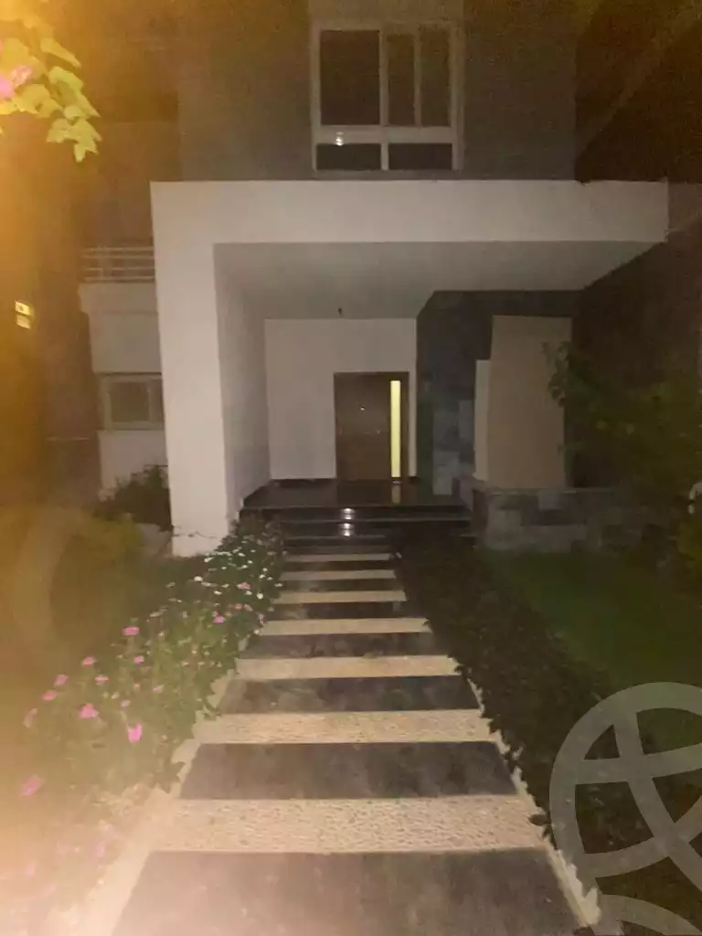 https://aqarmap.com.eg/en/listing/4351333-for-sale-cairo-el-sheikh-zayed-city-lshykh-zyd-ljdyd-al-karma-gates