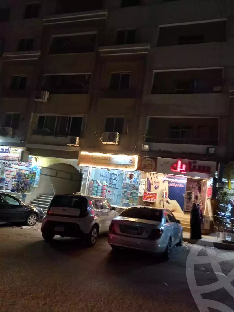 https://aqarmap.com.eg/ar/listing/4353455-for-sale-cairo-mokattam-manteqt-ganob-s