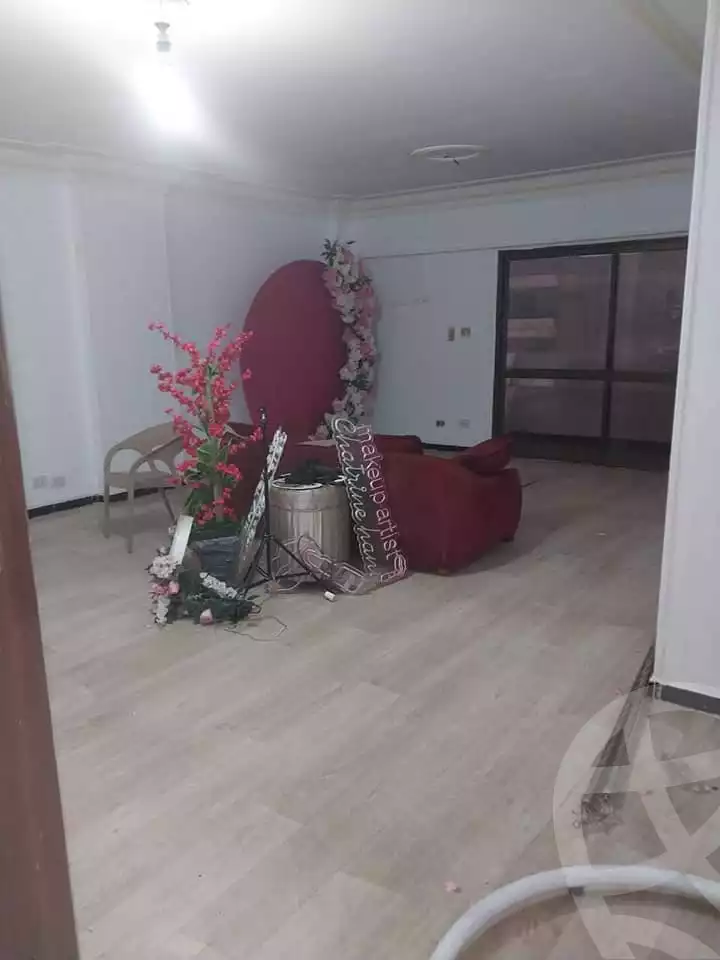 https://aqarmap.com.eg/ar/listing/4356078-for-rent-cairo-mokattam-shareaa-9