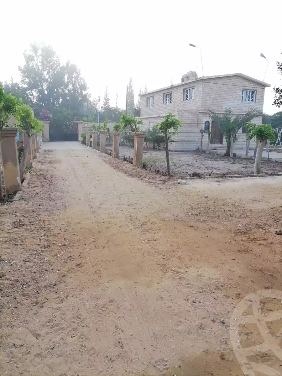 https://aqarmap.com.eg/en/listing/4359943-for-sale-cairo-al-oubour-golf-city