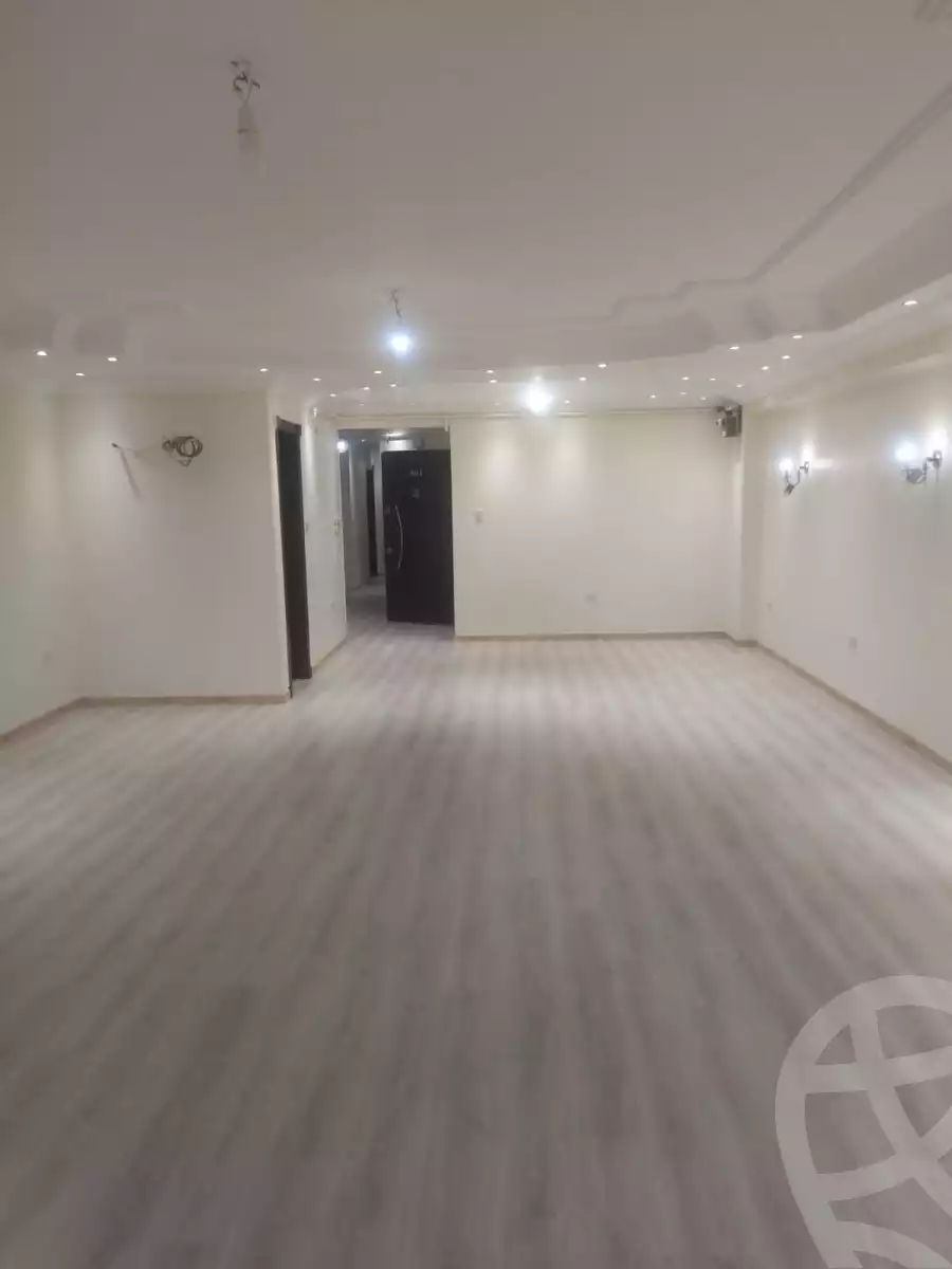 https://aqarmap.com.eg/ar/listing/4361372-for-sale-cairo-hadayek-el-ahram-khafraa-gate