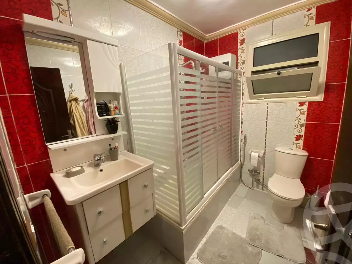 https://aqarmap.com.eg/en/listing/4362032-for-sale-alexandria-sporting-shr-bwr-s-yd