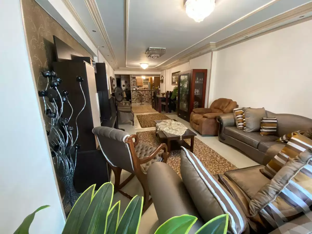 https://aqarmap.com.eg/en/listing/4362032-for-sale-alexandria-sporting-shr-bwr-s-yd