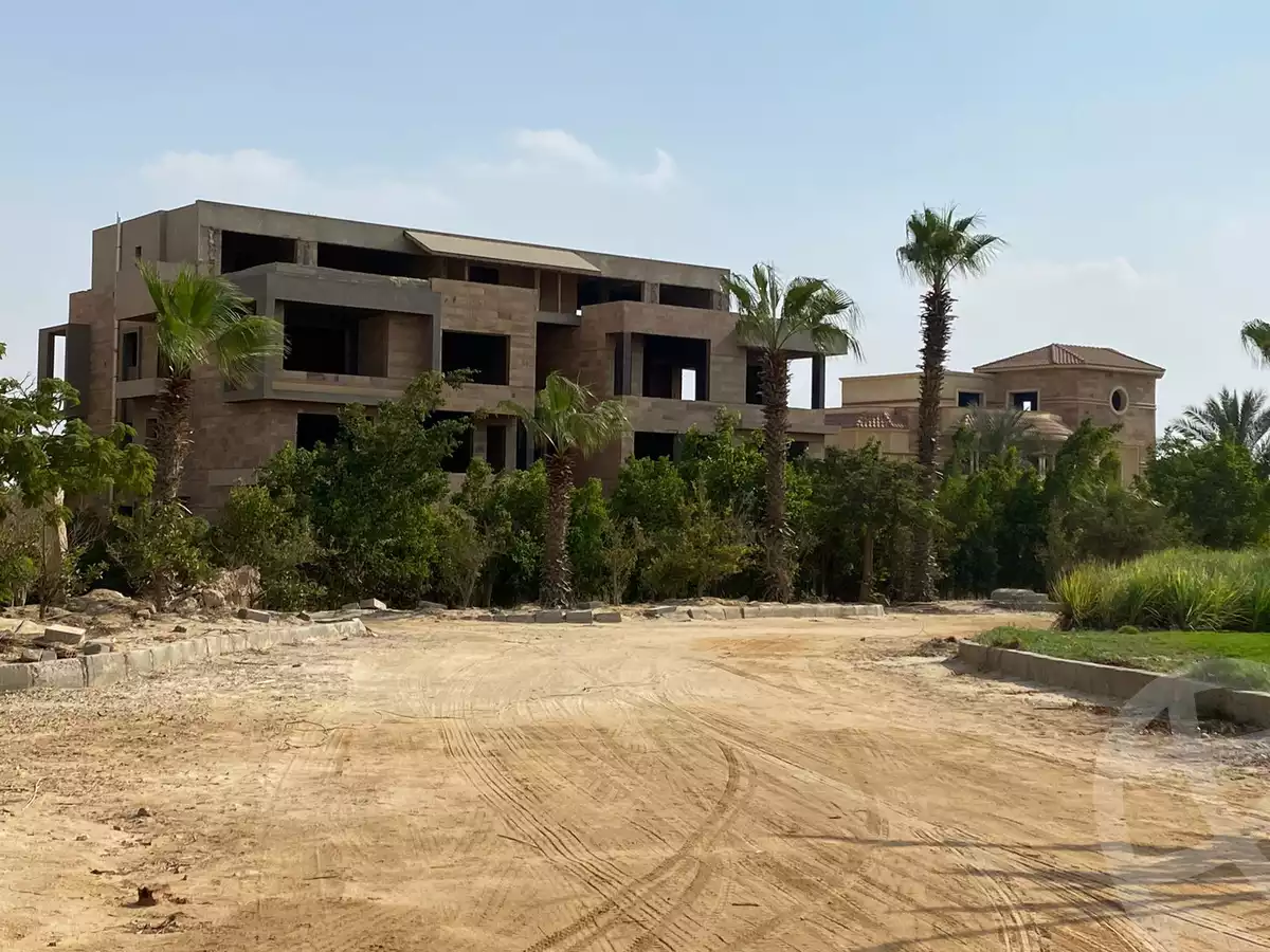 https://aqarmap.com.eg/ar/listing/4362344-for-sale-cairo-el-sheikh-zayed-city-compounds-in-sheikh-zayed-el-rabwa