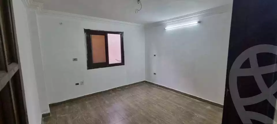 https://aqarmap.com.eg/en/listing/4366238-for-rent-cairo-mokattam-lhdb-l-ly-shr-krym-bnwn