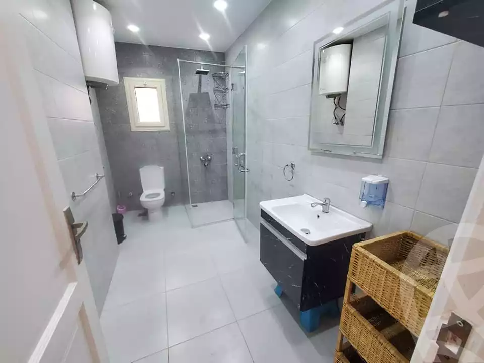 https://aqarmap.com.eg/en/listing/4370691-for-rent-cairo-el-maadi-sarayat-el-maadi-street-77