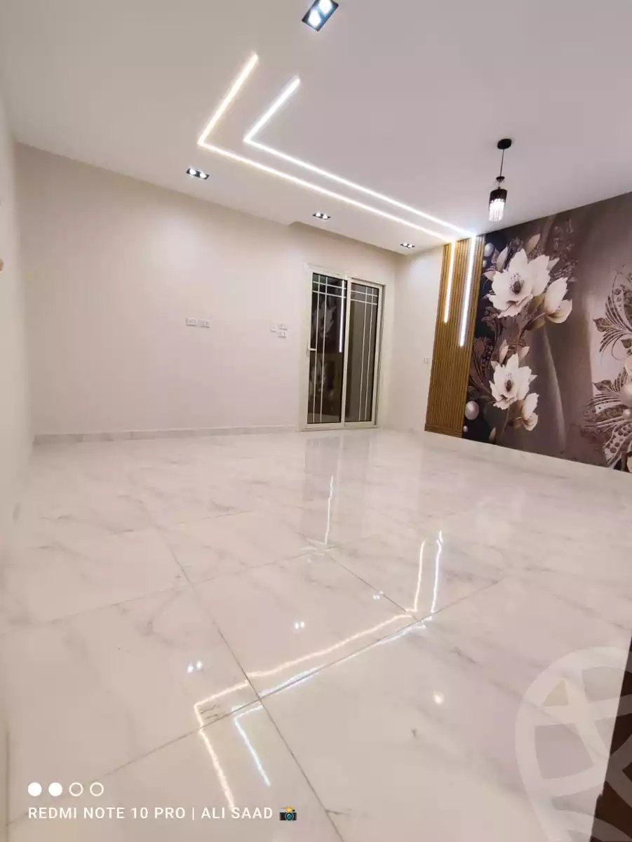 https://aqarmap.com.eg/ar/listing/4375359-for-sale-cairo-cairo-hdyq-lhrm-lmntq-t