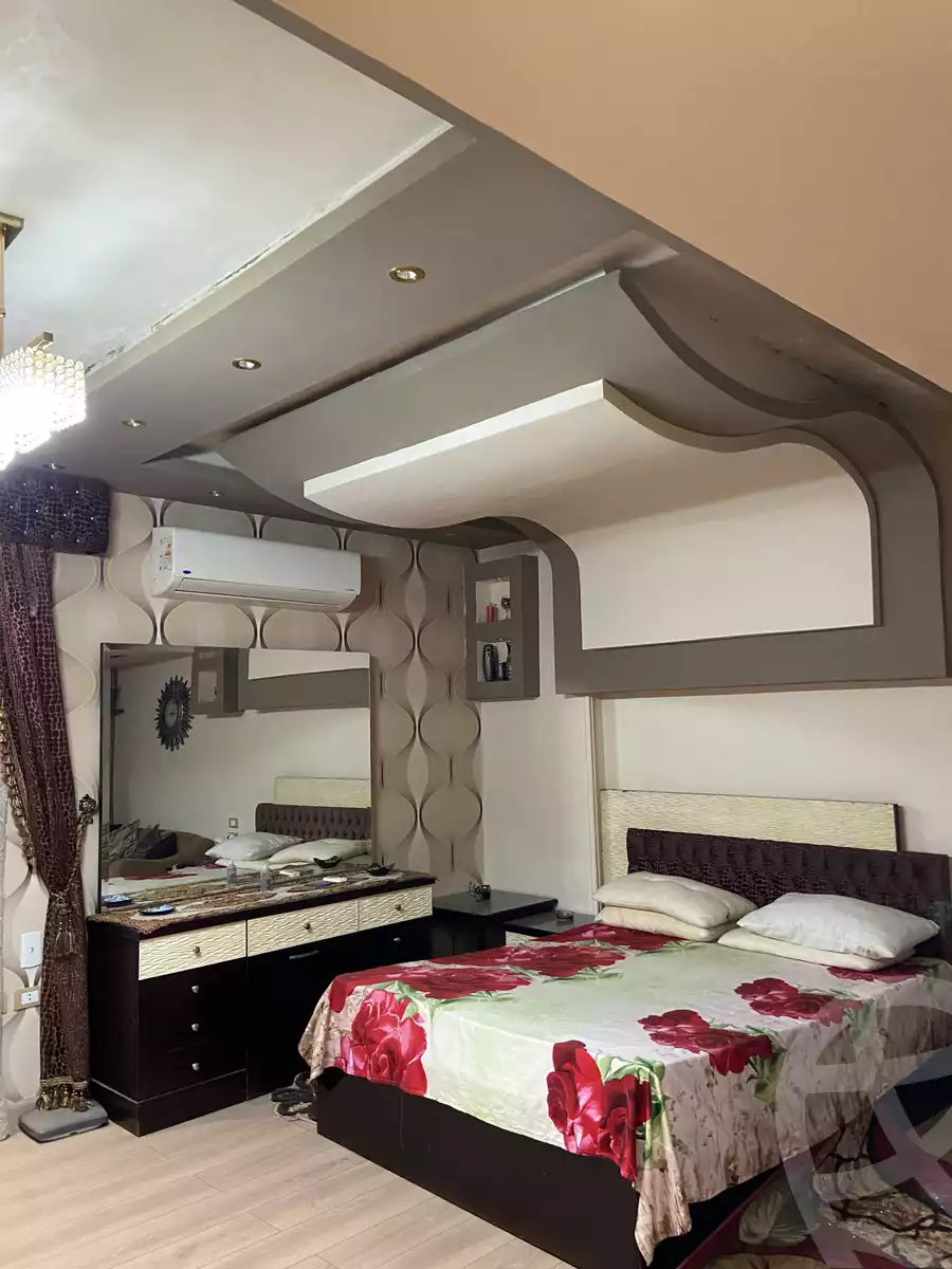 https://aqarmap.com.eg/en/listing/4375684-for-sale-cairo-mokattam-shareaa-9