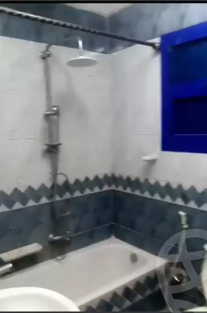 https://aqarmap.com.eg/ar/listing/4377563-for-rent-cairo-ain-shams-ain-shams-el-sharkia-mohammed-farrag-st