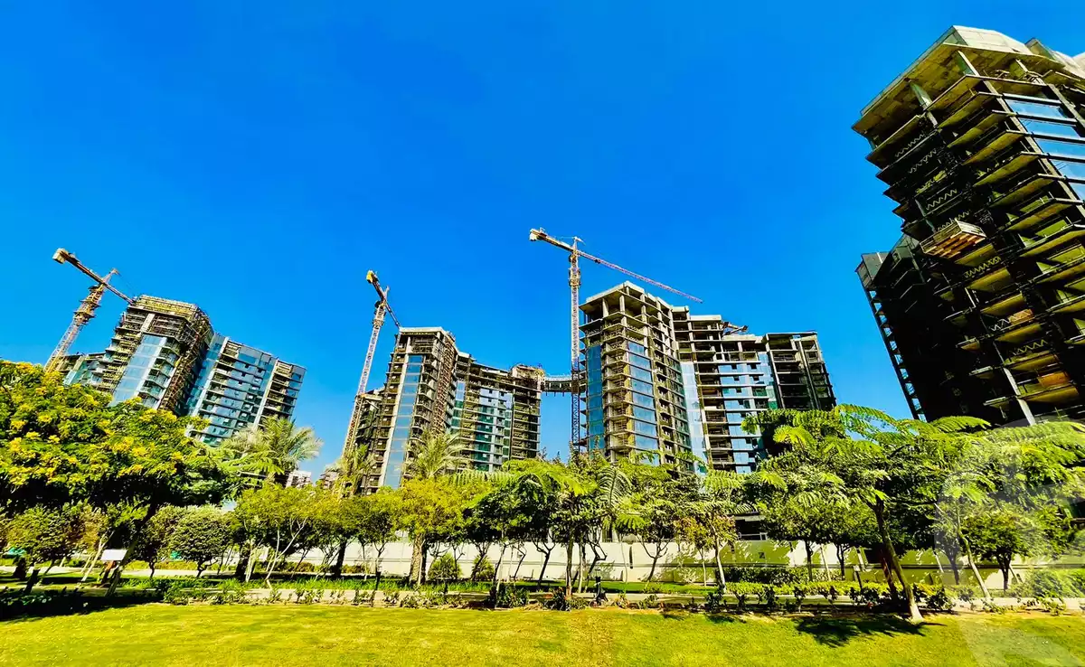 https://aqarmap.com.eg/en/listing/4378744-for-sale-cairo-el-sheikh-zayed-city-compounds-zyd-wr-llttwyr-park-towers-zed-el-sheikh-zayed-compound