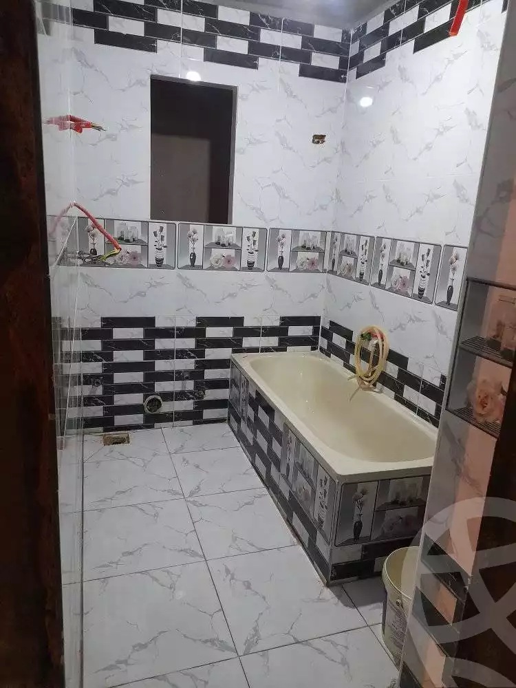 https://aqarmap.com.eg/ar/listing/4380332-for-sale-cairo-ain-shams-zahraa-el-helmeya-entesar-el-islam-st