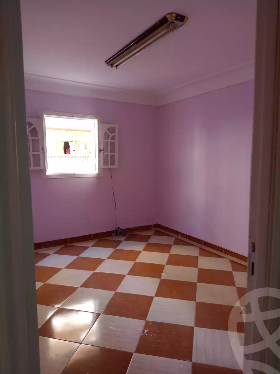 https://aqarmap.com.eg/en/listing/4381704-for-sale-alexandria-lsywf-el-falki