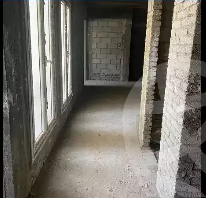 https://aqarmap.com.eg/en/listing/4384745-for-sale-cairo-new-cairo-compounds-mountain-view-hyde-park