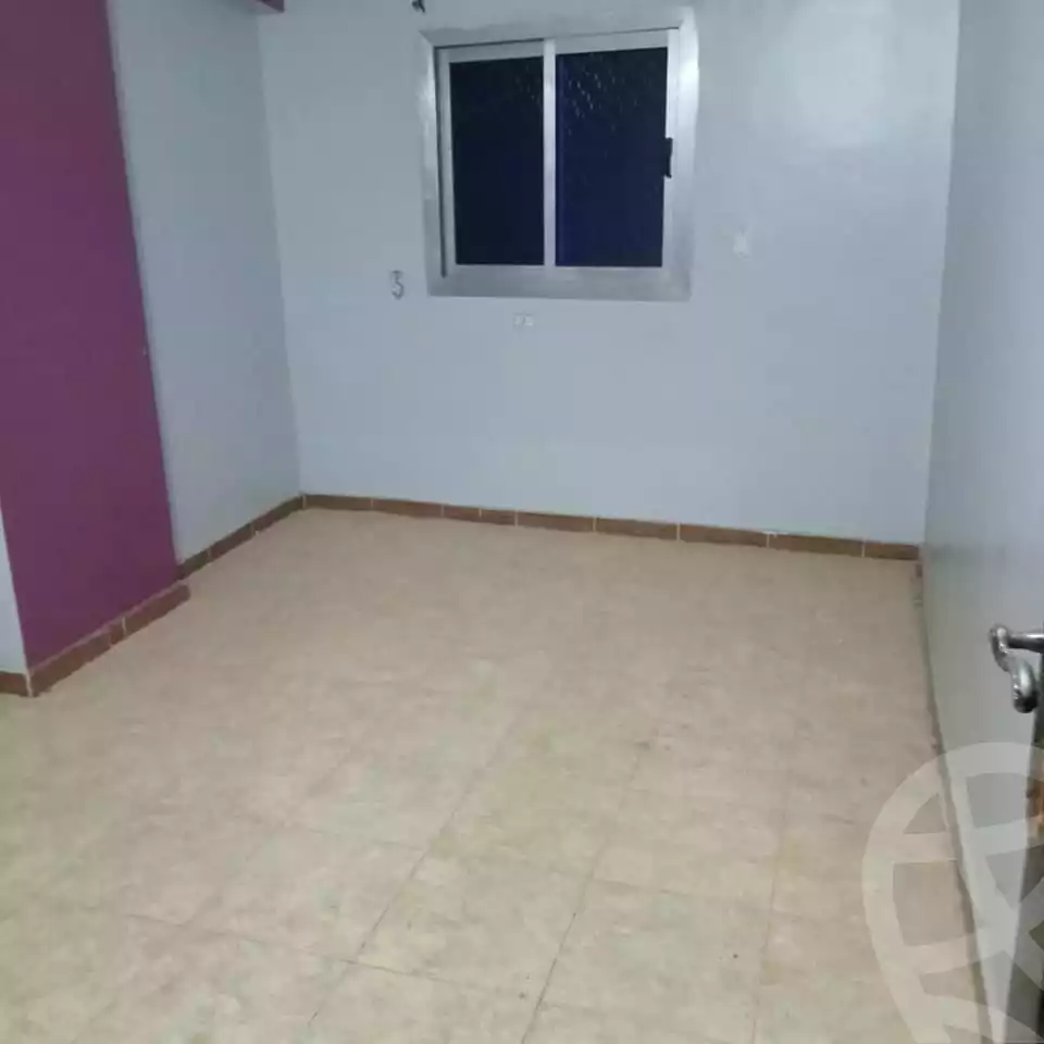 https://aqarmap.com.eg/ar/listing/4385957-for-rent-cairo-helwan-hadayek-helwan-el-khashab-canal