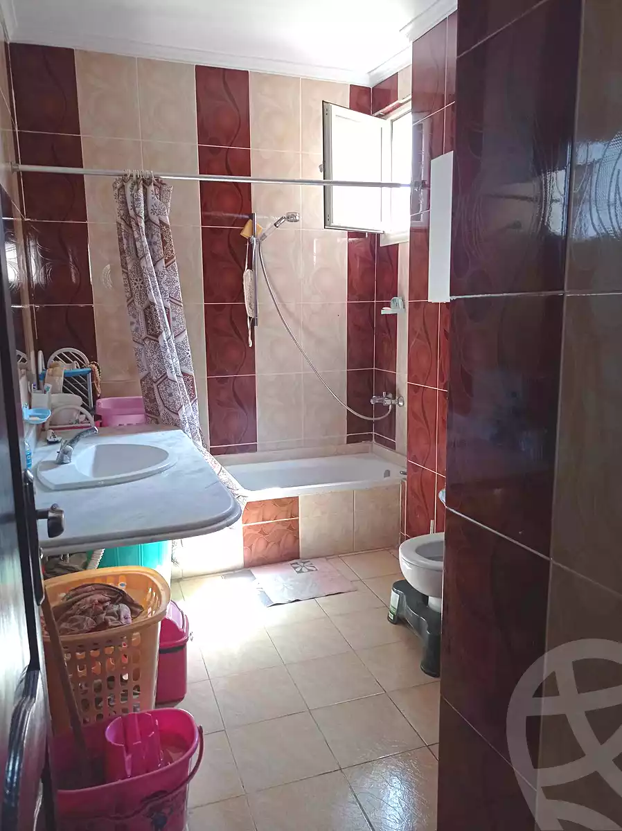 https://aqarmap.com.eg/en/listing/4386315-for-sale-cairo-madinat-el-salam