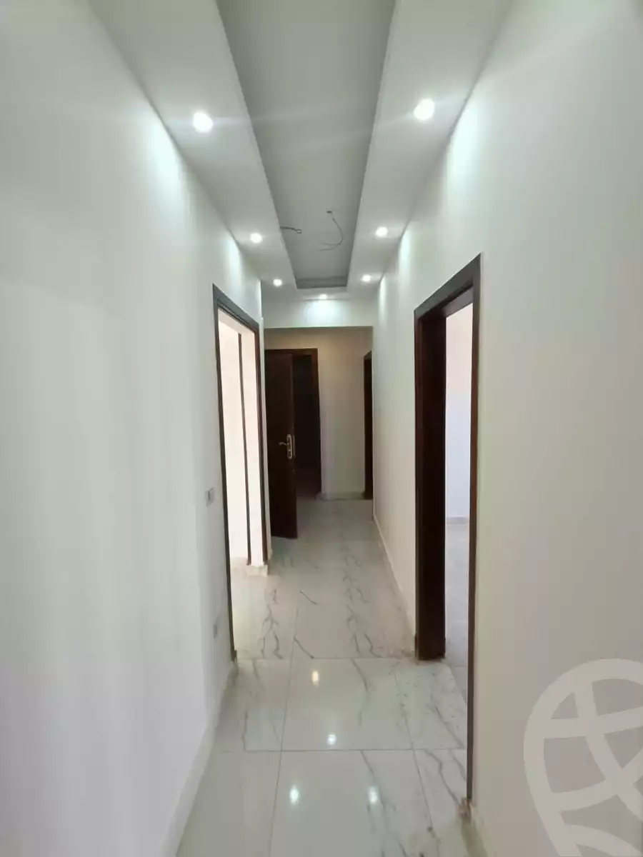 https://aqarmap.com.eg/ar/listing/4386653-for-rent-cairo-mokattam-lhdb-l-ly-shr-krym-bnwn