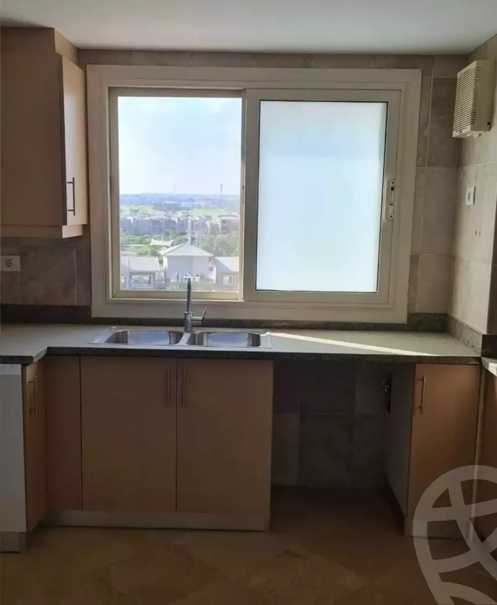 https://aqarmap.com.eg/ar/listing/4388159-for-rent-cairo-6th-of-october-compounds-dystrykt-wn-ryzydns-nyw-jyz-llttwyr-l-qry