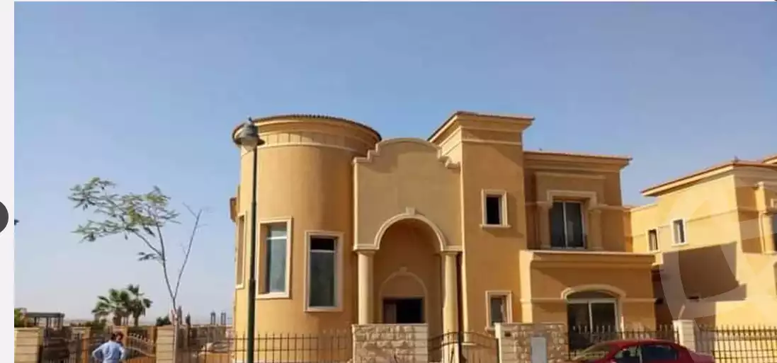 https://aqarmap.com.eg/en/listing/4388172-for-sale-cairo-el-sheikh-zayed-city-compounds-in-sheikh-zayed-royal-meadows