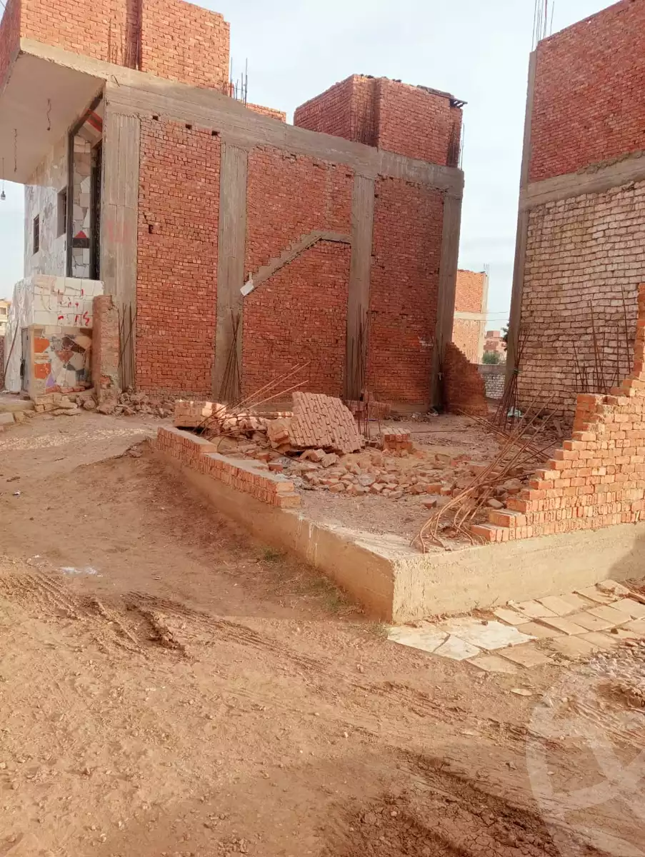 https://aqarmap.com.eg/ar/listing/4388455-for-sale-el-amir-st