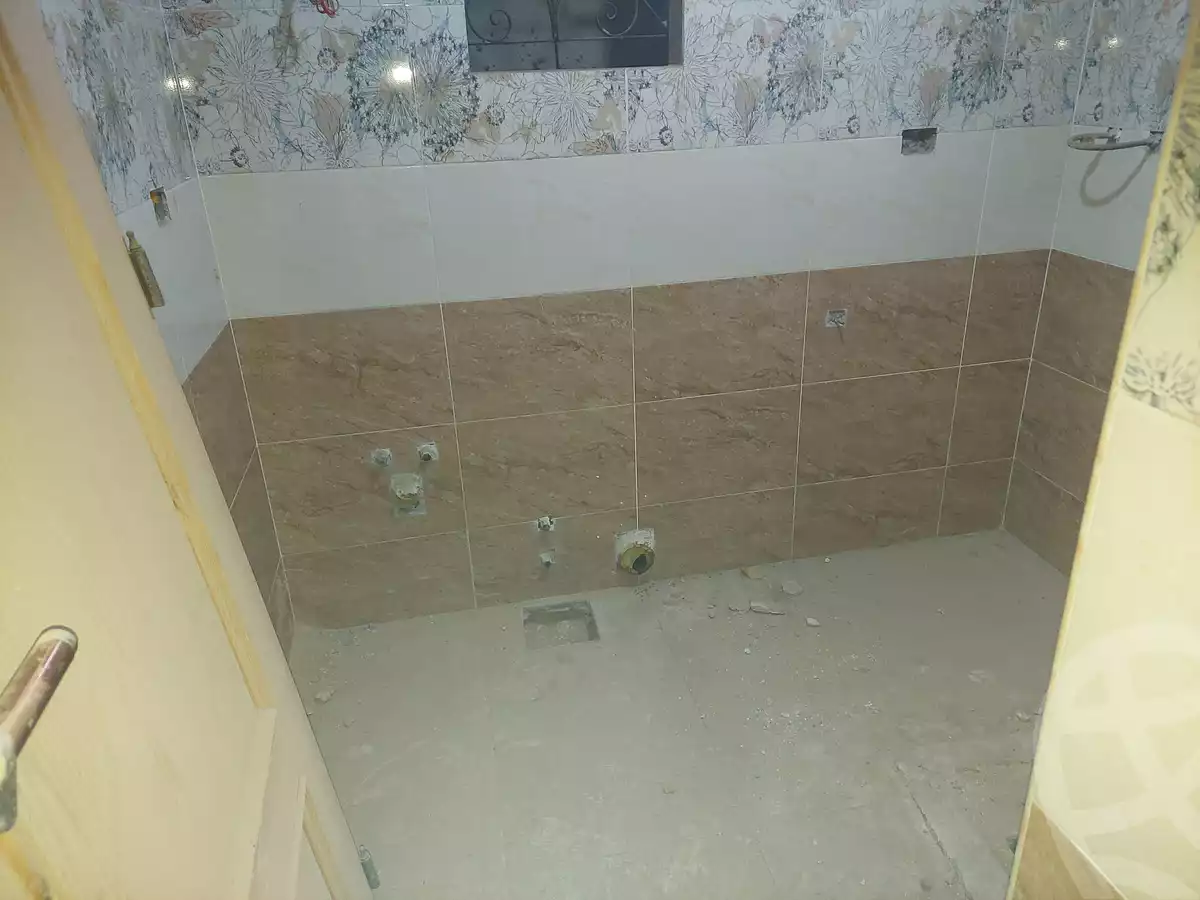 https://aqarmap.com.eg/ar/listing/4449830-for-sale-alexandria-mntq-fr-y-blskndry-el-awayed