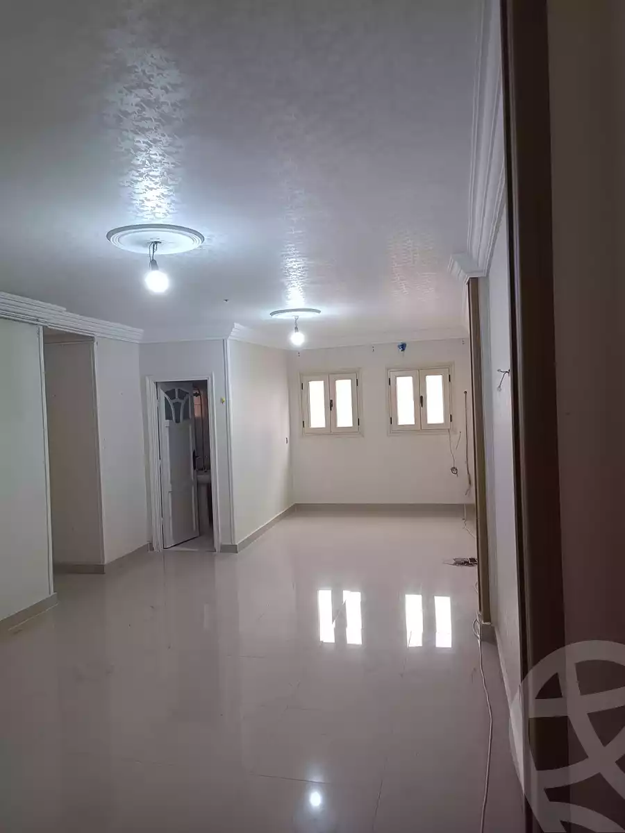 https://aqarmap.com.eg/ar/listing/4463181-for-sale-alexandria-sporting-abou-quer-st