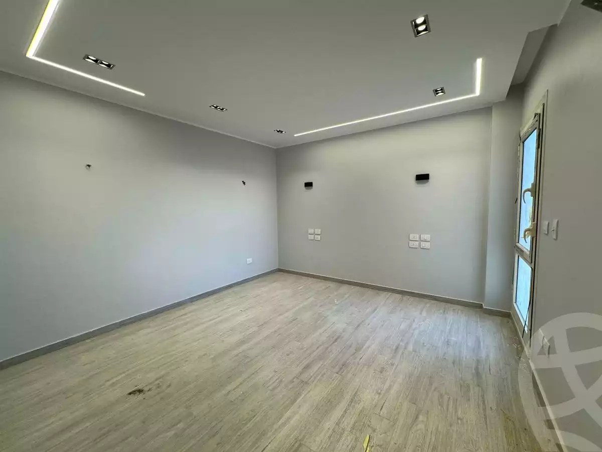 https://aqarmap.com.eg/en/listing/4473555-for-rent-cairo-new-cairo-compounds-stwn-ryzydns-by-ar-y-llttwyr
