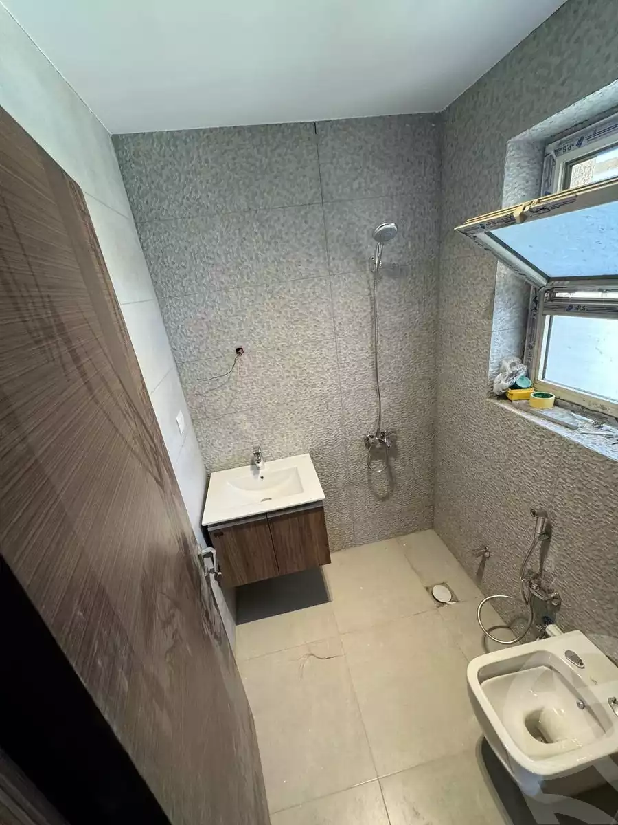 https://aqarmap.com.eg/en/listing/4473555-for-rent-cairo-new-cairo-compounds-stwn-ryzydns-by-ar-y-llttwyr