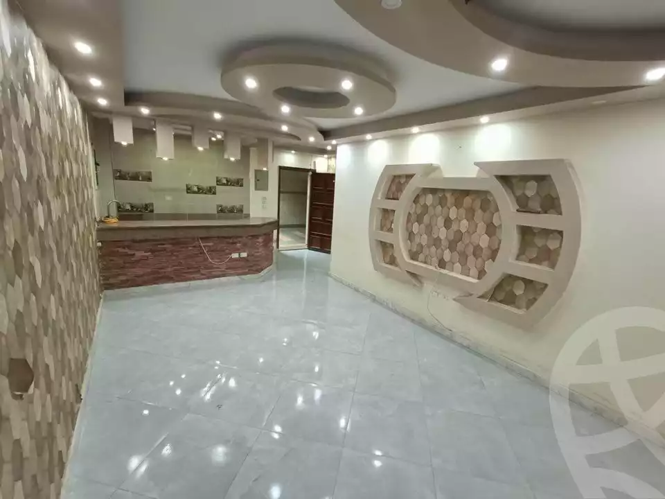 https://aqarmap.com.eg/en/listing/4476077-for-rent-cairo-mokattam-lhdb-l-ly-shr-krym-bnwn